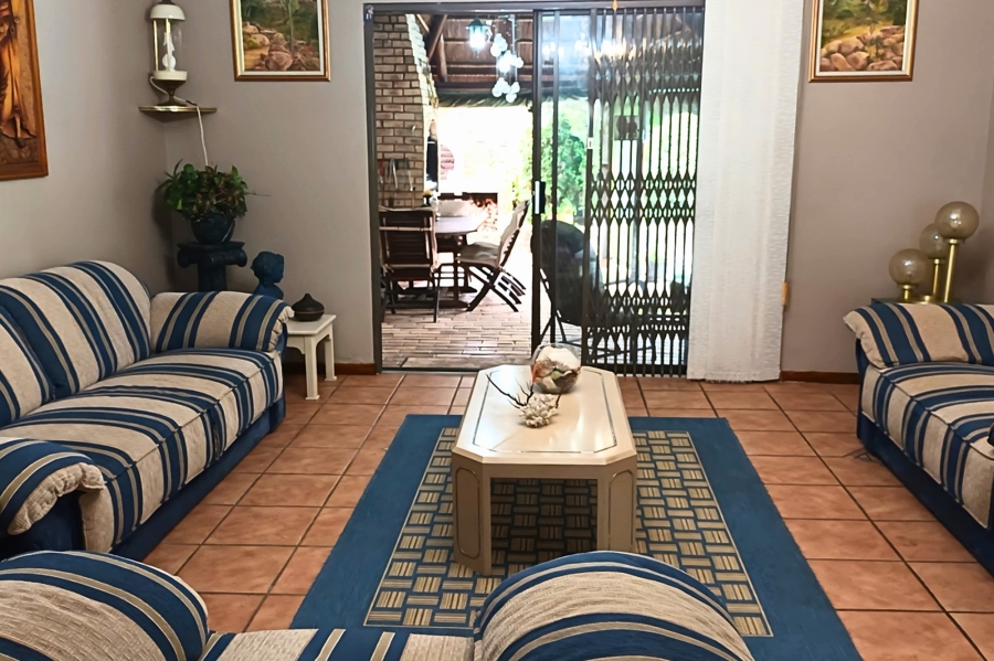 4 Bedroom Property for Sale in Beacon Bay Eastern Cape